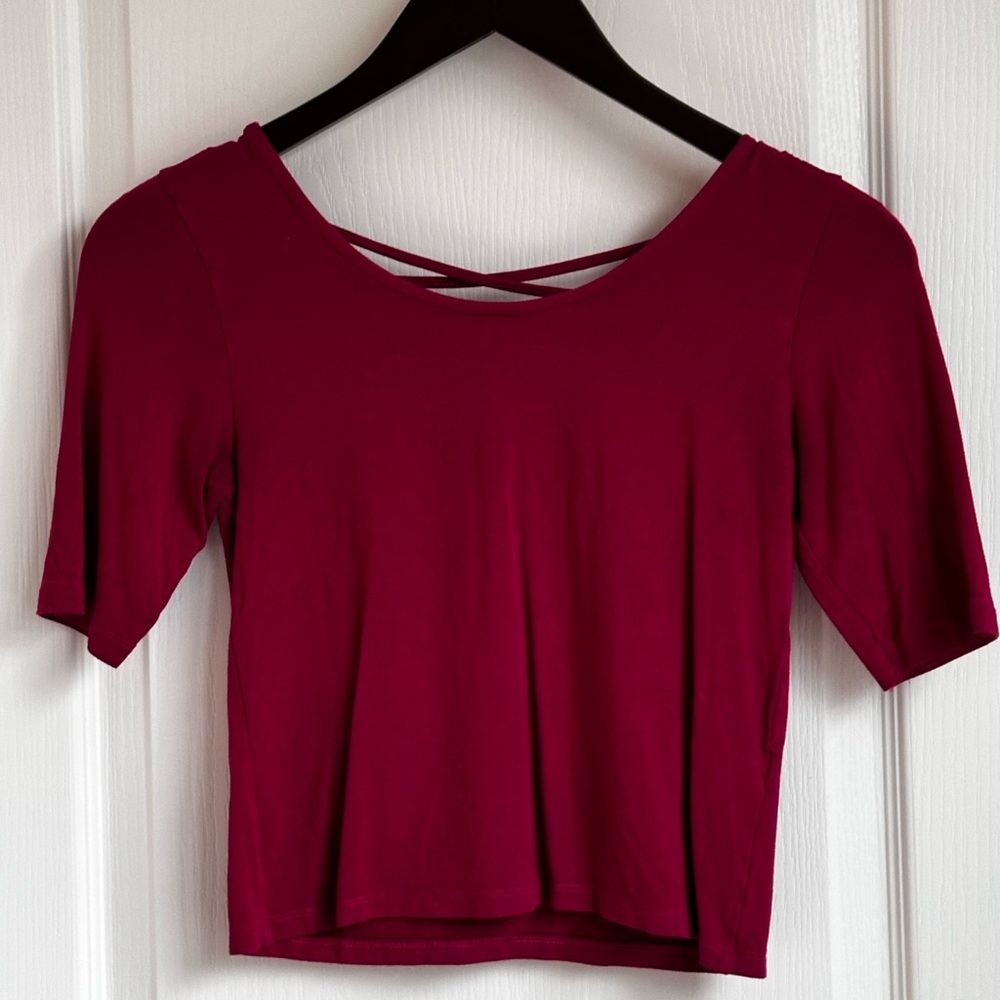 Women's Burgundy Top